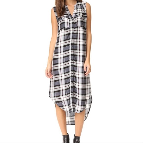 cupcakes & cashmere Dresses & Skirts - Cupcakes and Cashmere- Plaid Sleeveless Duster S